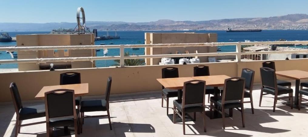 La Riva Hotel Акаба Екстериор снимка